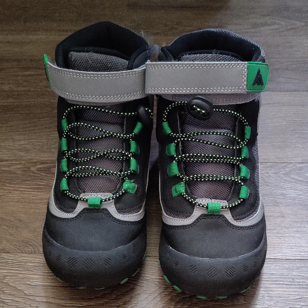 Mishansha Black and Green Adventure Boots with Velcro Straps
